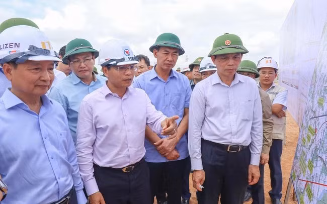 Hanh dong quyet liet Bo truong GTVT Nguyen Van Thang sau khi nham chuc-Hinh-9