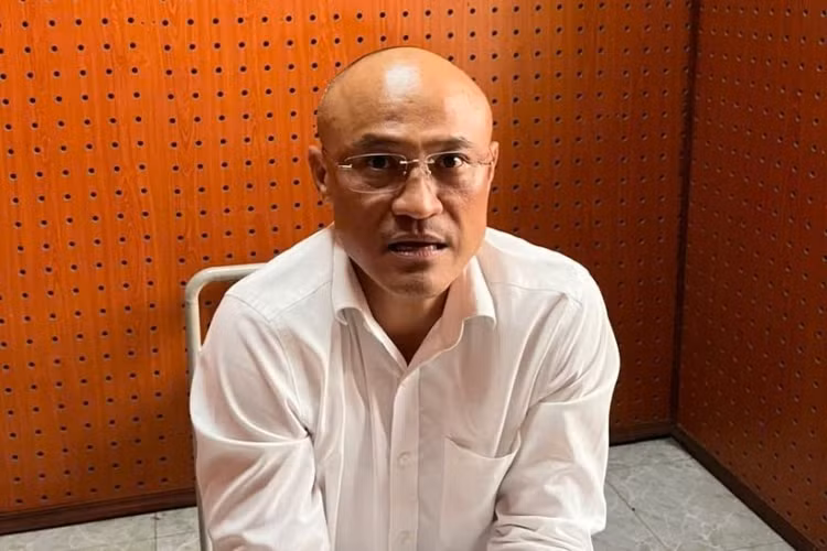 Tổng giám đốc công ty vệ sĩ là tội phạm trốn truy nã 24 năm Tong giam doc cong ty ve si la toi pham tron truy na 24 nam