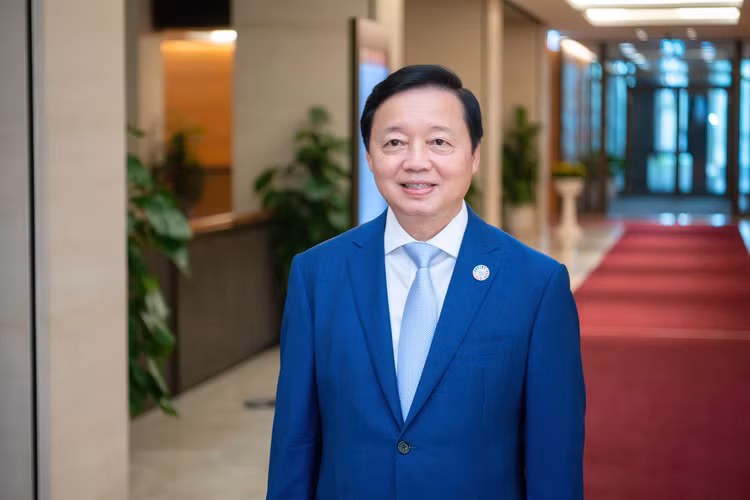 9 Uy vien Trung uong Dang tuoi Quy Mao la ai?
