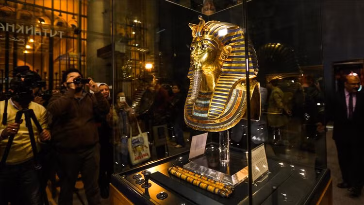 Nóng hổi bằng chứng giải mã cái chết của pharaoh Ai Cập Tutankhamun - Hình 2 Nong hoi bang chung giai ma cai chet cua pharaoh Ai Cap Tutankhamun-Hinh-2