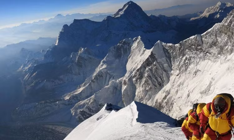 Neu o “vung chet” tren dinh Everest, co the con nguoi se the nao?-Hinh-7
