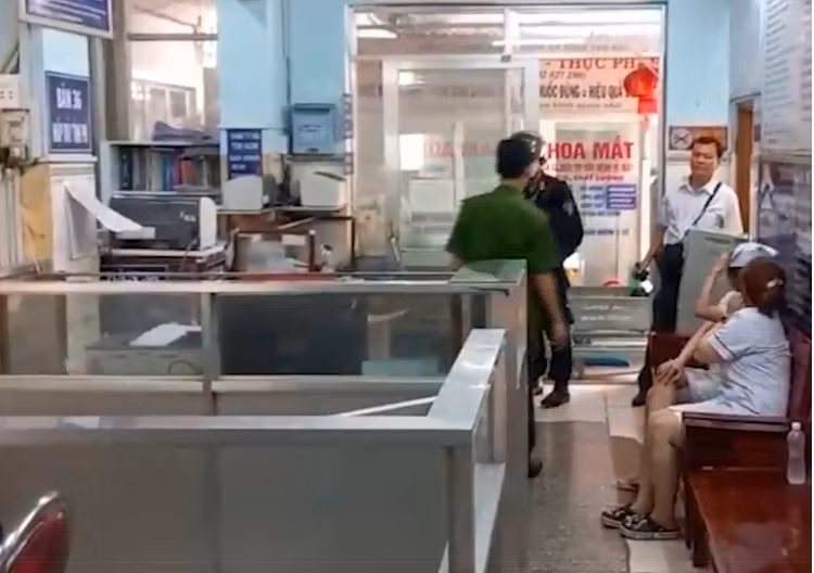 Khám xét loạt phòng khám tư nhân ở Biên Hòa: Bóc chiêu trục lợi bảo hiểm! - Hình 2 Kham xet loat phong kham tu nhan o Bien Hoa: Boc chieu truc loi bao hiem!-Hinh-2