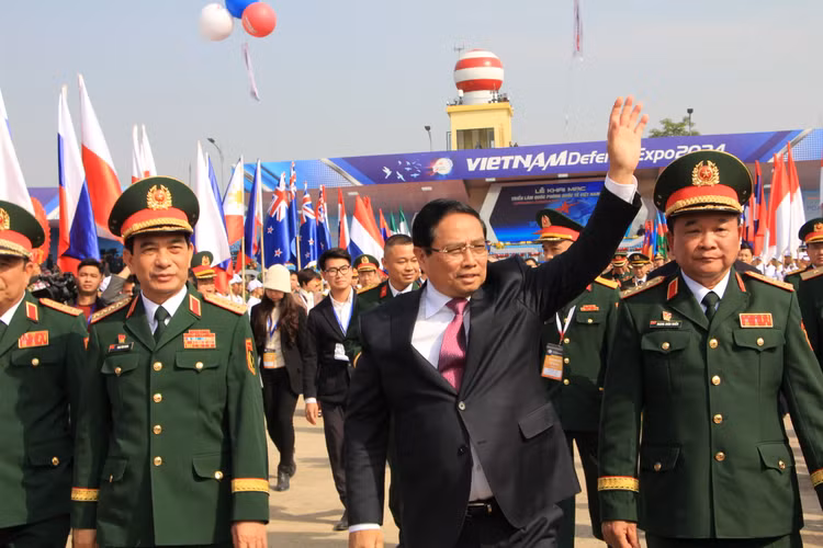 Thu tuong Pham Minh Chinh tham Trien lam Quoc phong Quoc te 2024-Hinh-3