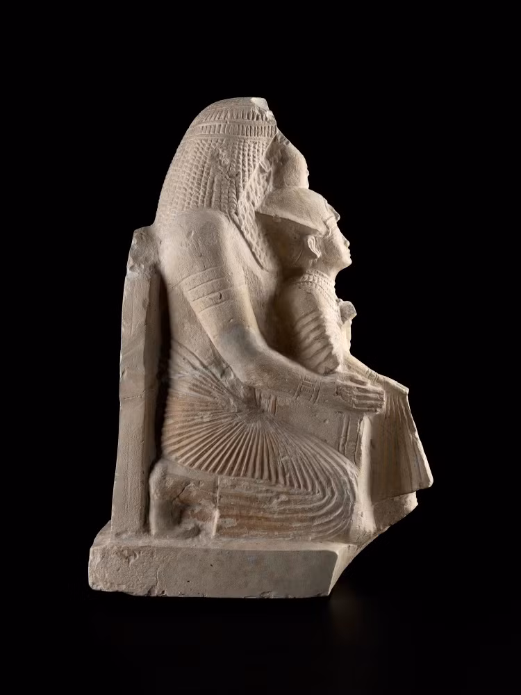 Giai ma buc tuong tac pharaoh Ai Cap ngoi trong long “nguoi la