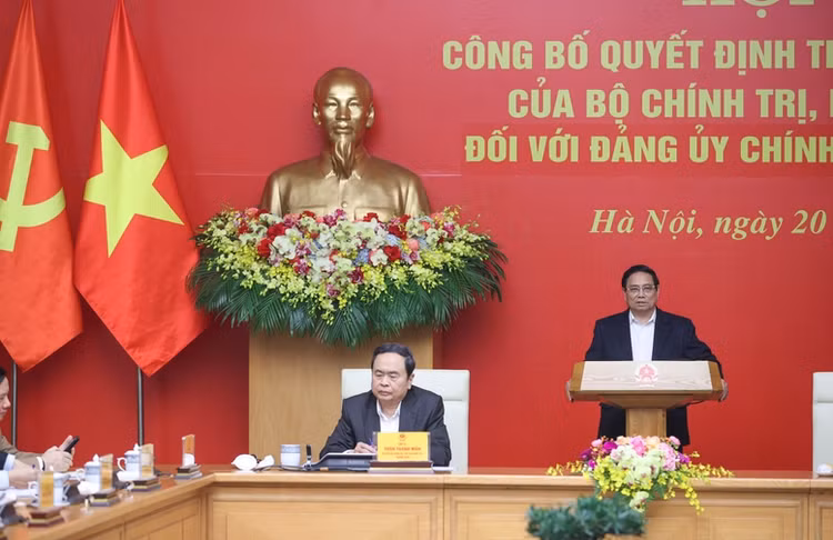 Lập đoàn kiểm tra với Đảng ủy Chính phủ và Đảng ủy Quốc hội Lap doan kiem tra voi Dang uy Chinh phu va Dang uy Quoc hoi