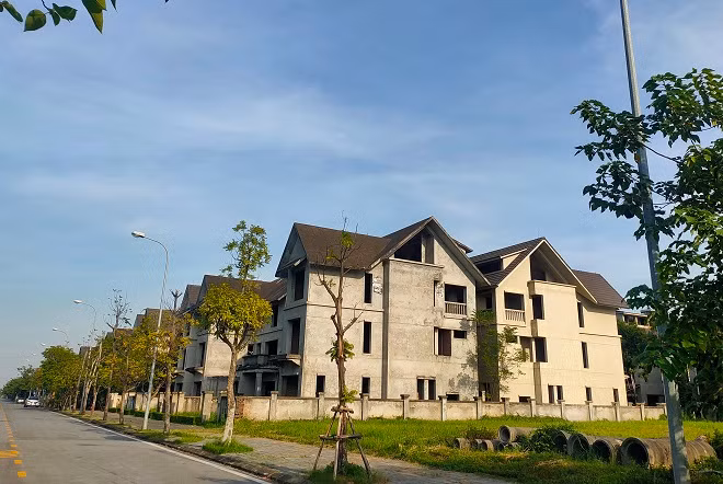 KĐT Sunny Garden City: Biệt thự thả gà, nhà xã hội cho thuê vẫn “ế” - Hình 13 KDT Sunny Garden City: Biet thu tha ga, nha xa hoi cho thue van “e”-Hinh-13