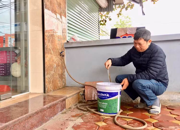 Ha Noi chi dao cap nuoc sach cho vung anh huong moi truong Soc Son