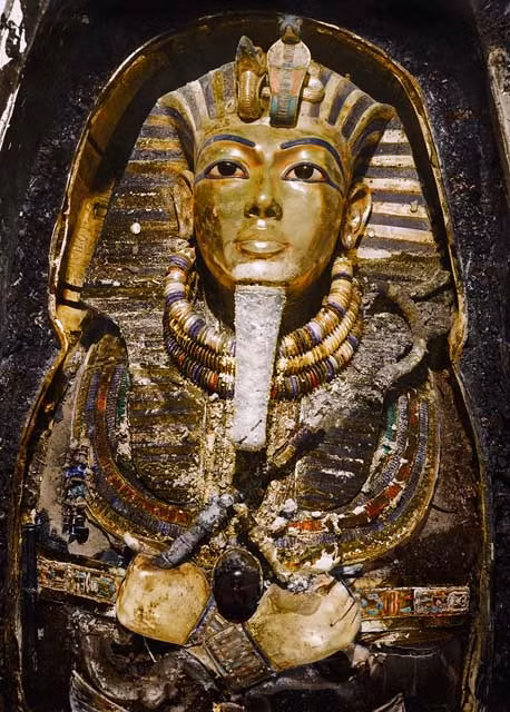 Chấn động cổ vật đánh thức thần linh trong lăng mộ pharaoh Ai Cập - Hình 6 Chan dong co vat danh thuc than linh trong lang mo pharaoh Ai Cap-Hinh-6