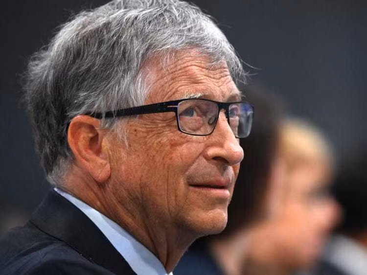 Bill Gates phát ngôn sốc về AI: Google Search, Amazon có bị "khai tử"? - Hình 5 Bill Gates phat ngon soc ve AI: Google Search, Amazon co bi