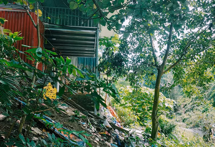 Phú Thọ: Dai dẳng xử lý công trình lấn chiếm hành lang giao thông - Hình 3 Phu Tho: Dai dang xu ly cong trinh lan chiem hanh lang giao thong-Hinh-3