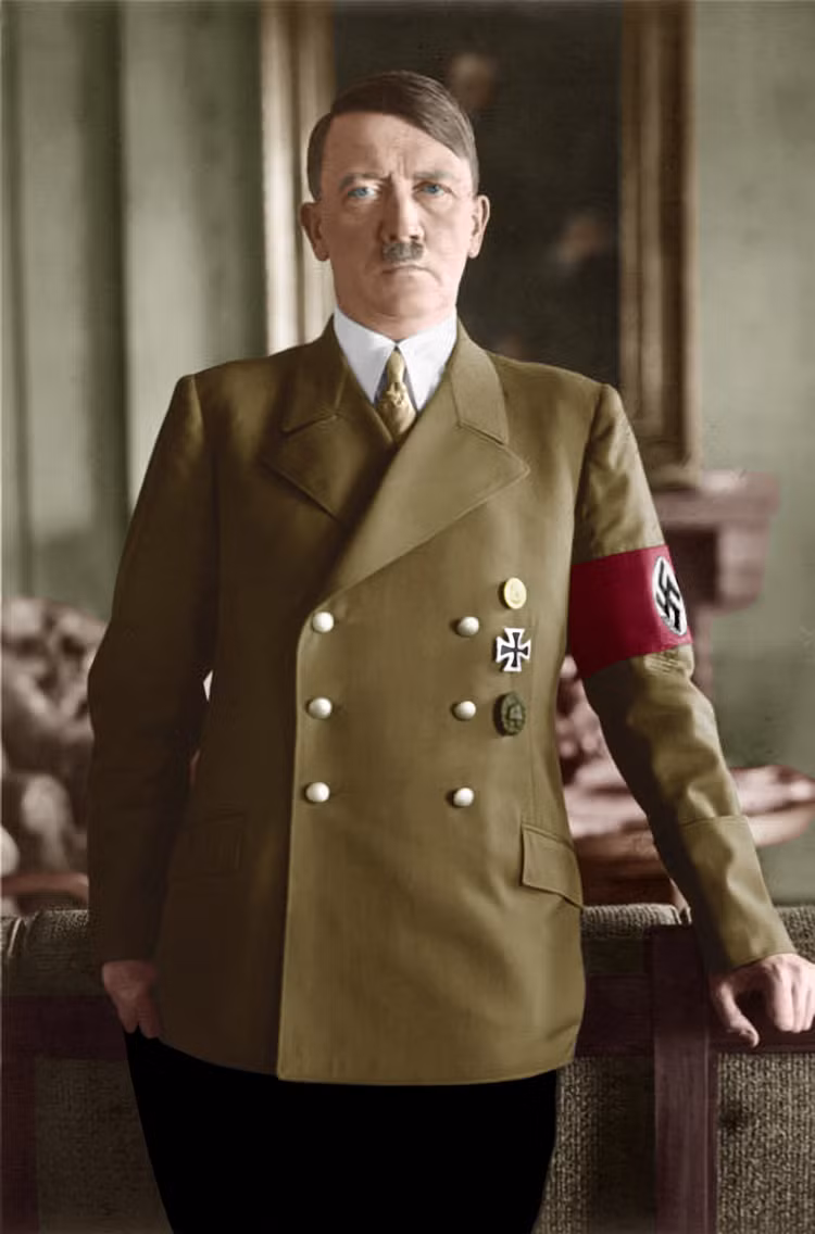 Sai nguoi tim bau vat linh thieng, trum phat xit Hitler van tham bai?-Hinh-9