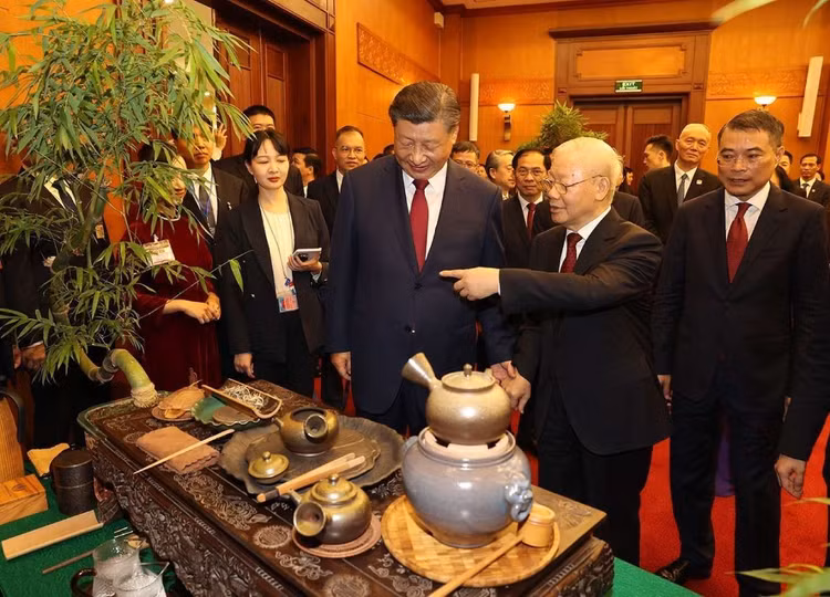 3 loai tra nao duoc Tong Bi thu Nguyen Phu Trong moi ong Tap Can Binh?