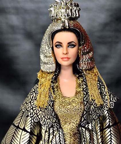 Bang chung soc, tiet lo dung mao 'kem xinh' cua Nu hoang Cleopatra-Hinh-3