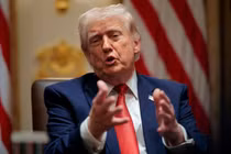 Tổng thống Mỹ Donald Trump phát biểu về tình hình căng thẳng với Iran và triển vọng duy trì lệnh ngừng bắn giữa hai bên trong cuộc họp tại Nhà Trắng.