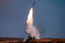 Các bệ phóng tên lửa thuộc hệ thống S-400.