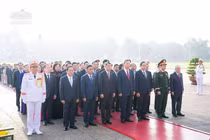Lãnh đạo Đảng, Nhà nước và Đại biểu Quốc hội viếng Lăng Bác
