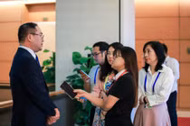 Quốc hội khơi thông điểm nghẽn, mở lối phát triển