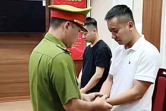 [VIDEO] Quang Linh Vlogs lĩnh án tù, nhiều doanh nghiệp tạm dừng hoạt động