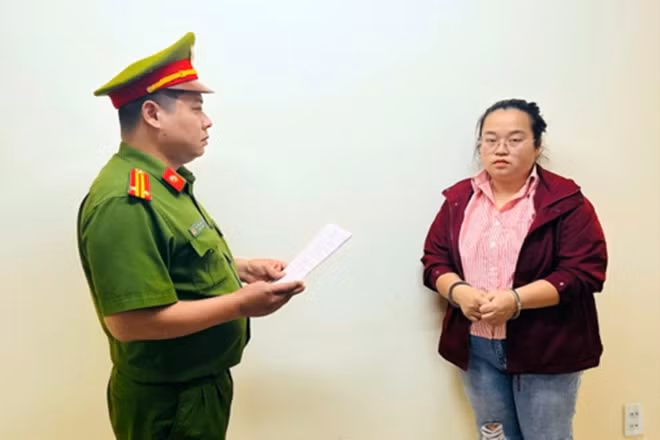 Giăng bẫy bán “rau sạch Đà Lạt” trên Facbook, một phụ nữ bị bắt