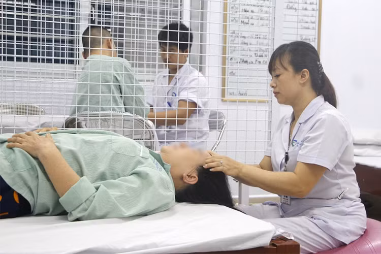 Điều trị bệnh nhân rối loạn tiền đình tại Bệnh viện Bãy cháy. Điều trị bệnh nhân rối loạn tiền đình tại Bệnh viện Bãy cháy.