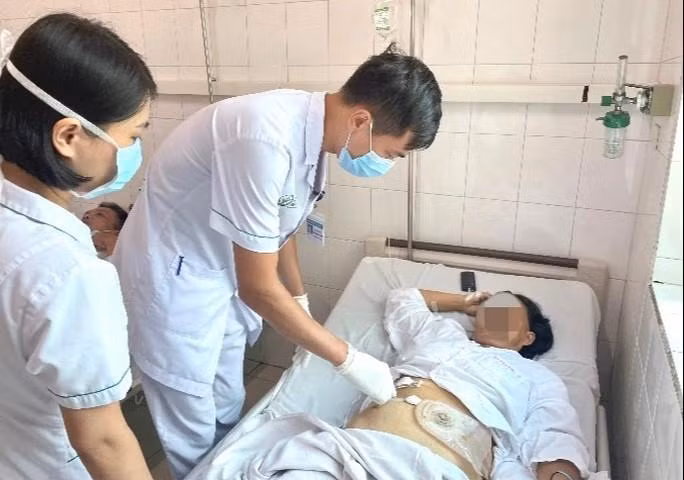 Bệnh nhân đang được điều trị tại Bệnh viện Việt Đức. Bệnh nhân đang được điều trị tại Bệnh viện Việt Đức.