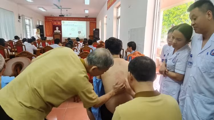 Hướng dẫn phương pháp chữa bệnh tác động cột sống Hướng dẫn phương pháp chữa bệnh tác động cột sống