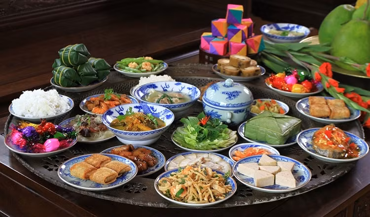 Bác sĩ chỉ “Bí kíp” cân bằng dinh dưỡng Tết cho mọi nhà