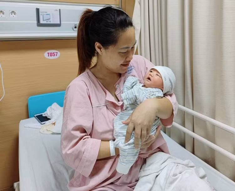 Mẹ con chị M. đã mẹ tròn con vuông