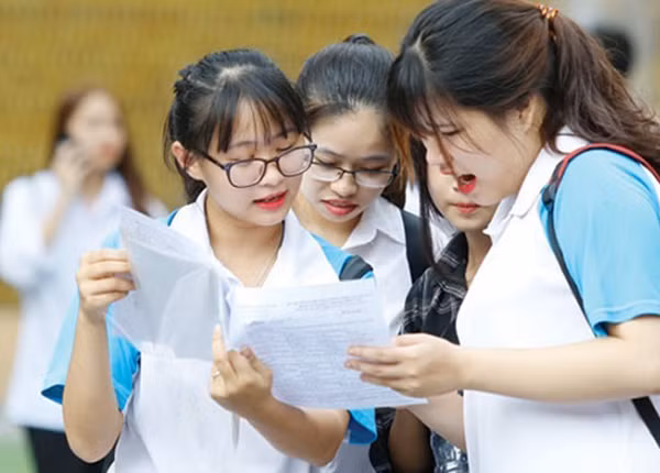 Chọn ngành “hót” hay ngành ra trường có việc làm? Chọn ngành “hót” hay ngành ra trường có việc làm?