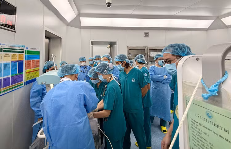 Thông tim cho bệnh nhi - Ảnh BVCC