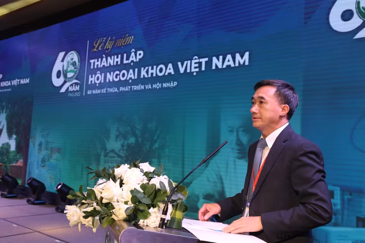 GS.TS Nguyễn Văn Thuấn, Thứ trưởng Bộ Y tế phát biểu tại Hội nghị