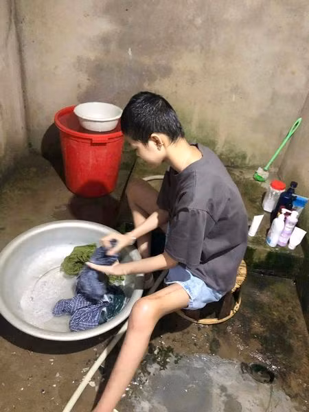 Phép màu đã giúp Hồng thu giữ lại được đôi chân của mình - Ảnh BVCC