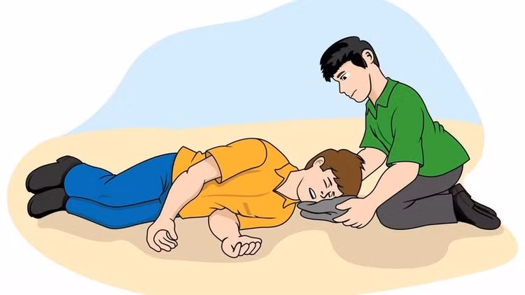Bác sĩ mách cách xử lý đúng khi gặp người bị co giật