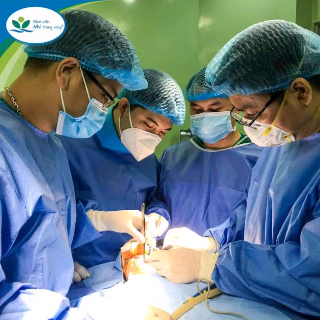 Ca phẫu thuật cho bệnh nhi tại Bệnh viện Nhi TƯ Ca phẫu thuật cho bệnh nhi tại Bệnh viện Nhi TƯ