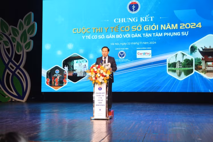 Thứ trưởng Bộ Y tế Lê Đức Luận phát biểu tại cuộc thi Thứ trưởng Bộ Y tế Lê Đức Luận phát biểu tại cuộc thi