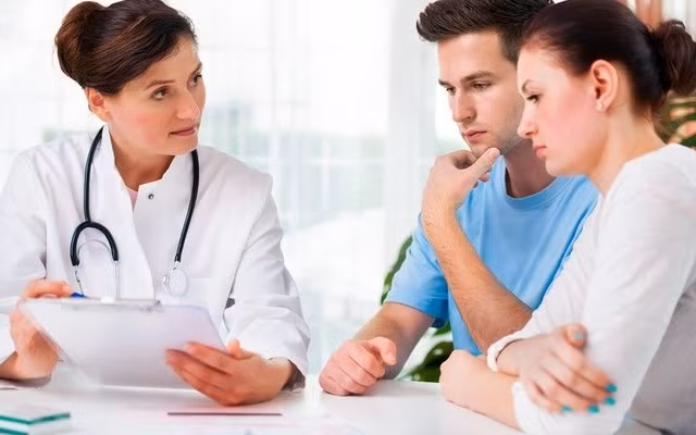 "Tham gia tư vấn & khám sức khỏe trước khi kết hôn vì hạnh phúc gia đình, vì tương lai đất nước" "Tham gia tư vấn & khám sức khỏe trước khi kết hôn vì hạnh phúc gia đình, vì tương lai đất nước"