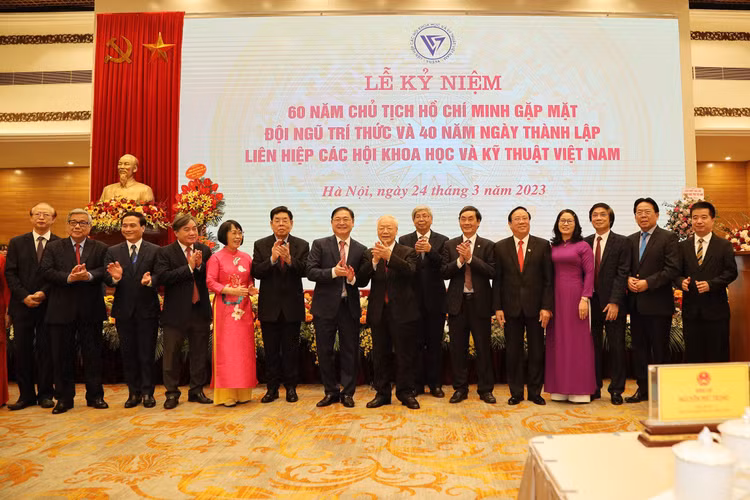 Tổng Bí thư Nguyễn Phú Trọng dự Lễ kỷ niệm 40 năm ngày thành lập Liên hiệp các Hội KH&amp;KT Việt Nam