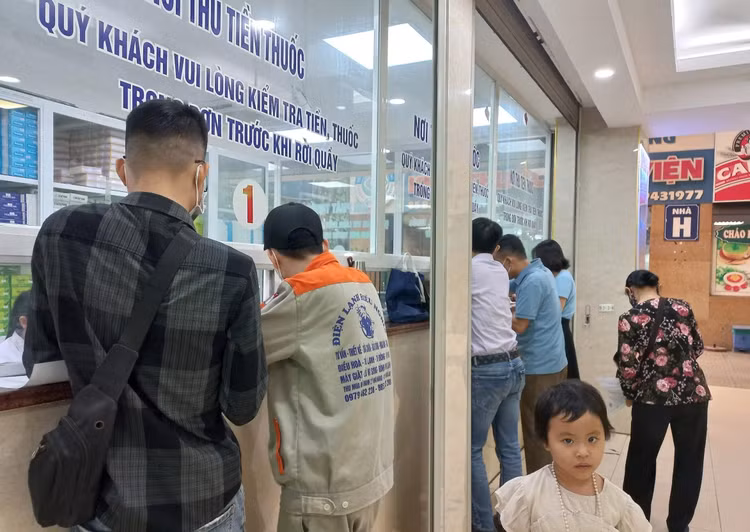 Đơn thuốc trái tuyến có được thanh toán ở bệnh viện? - Ảnh minh họa Đơn thuốc trái tuyến có được thanh toán ở bệnh viện? - Ảnh minh họa