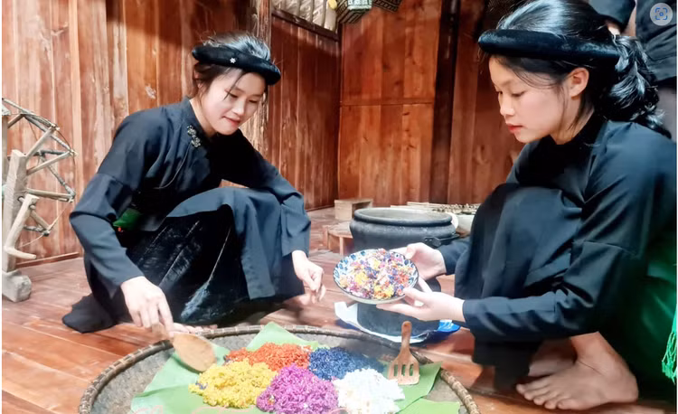 Khai thác giá trị văn hóa để phát triển du lịch