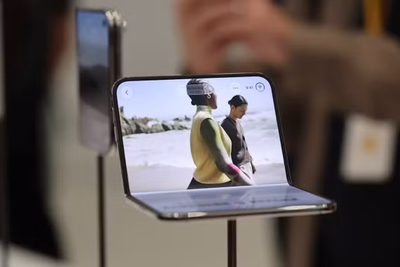 iPhone Duo: Điện thoại gập đột phá của Apple với mức giá kỷ lục