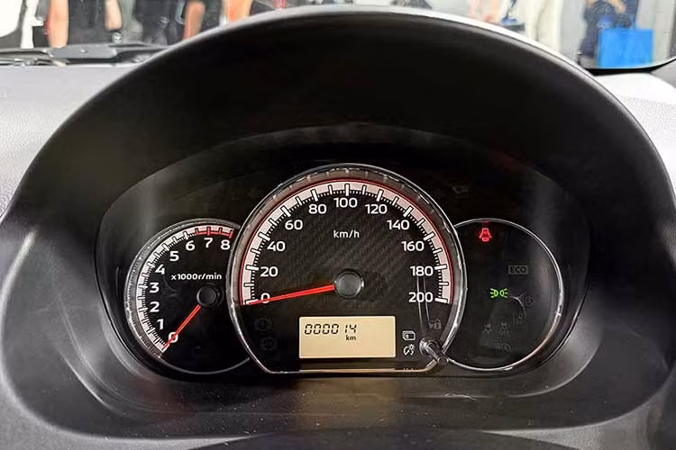 4-3870.jpg