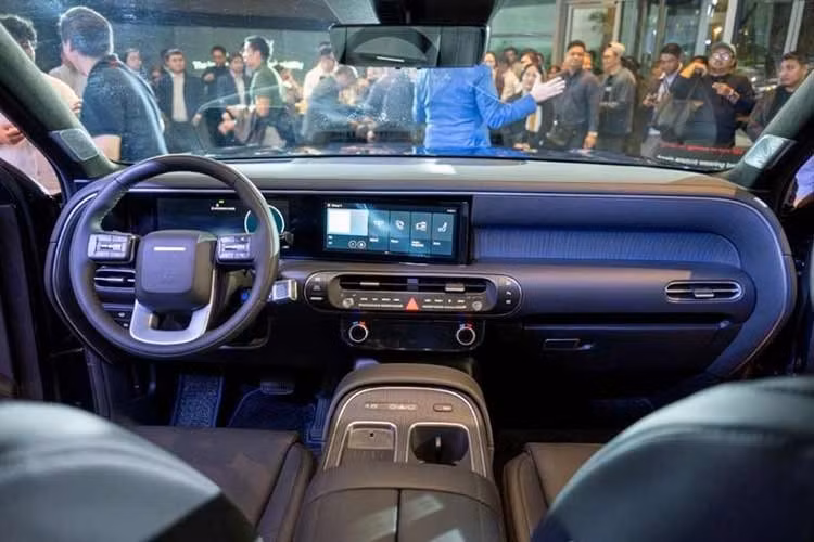 4-6451.jpg