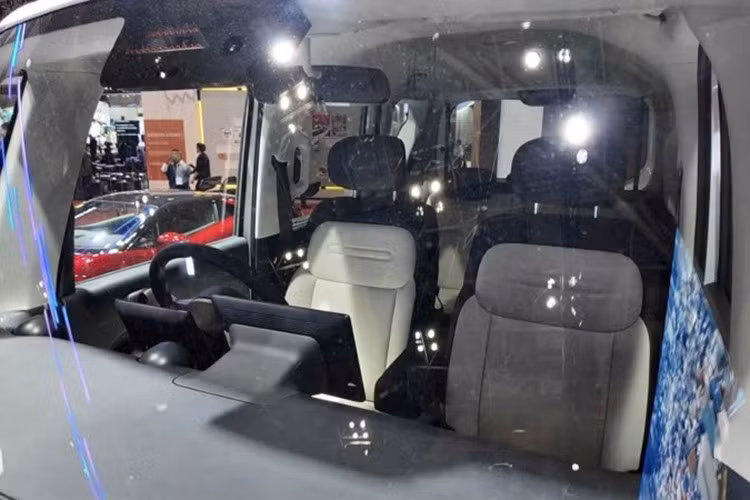 7-3683.jpg