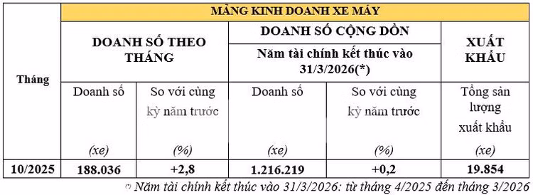 3-8900.jpg