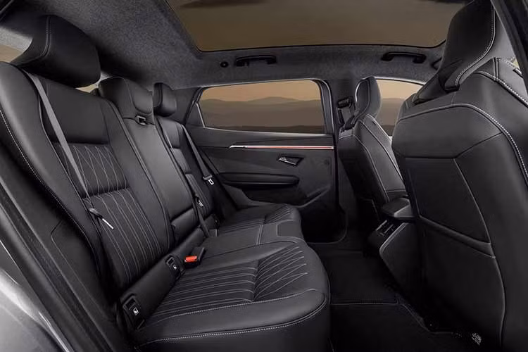 7-5833.jpg