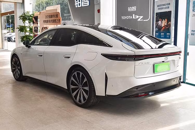 6-1372.jpg