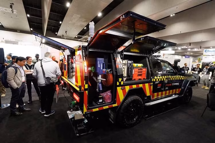 4-9205.jpg